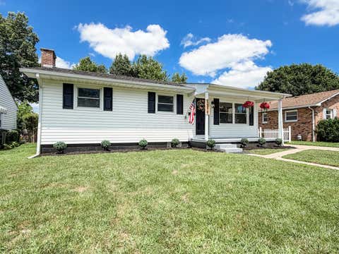 Photo of 1609 Beacon Street, Lancaster, OH 43130 (MLS # 226027750)