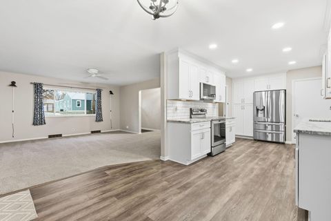 Tiny photo for 95 Central Avenue, Westerville, OH 43081 (MLS # 225044184)