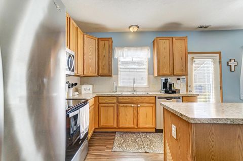 Tiny photo for 3625 Graybeck Drive, Columbus, OH 43204 (MLS # 226014509)