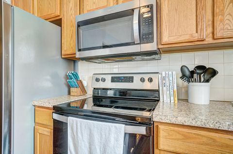 Tiny photo for 3625 Graybeck Drive, Columbus, OH 43204 (MLS # 226014509)