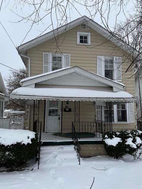 Photo of 520 W Wheeling Street, Lancaster, OH 43130 (MLS # 226004232)