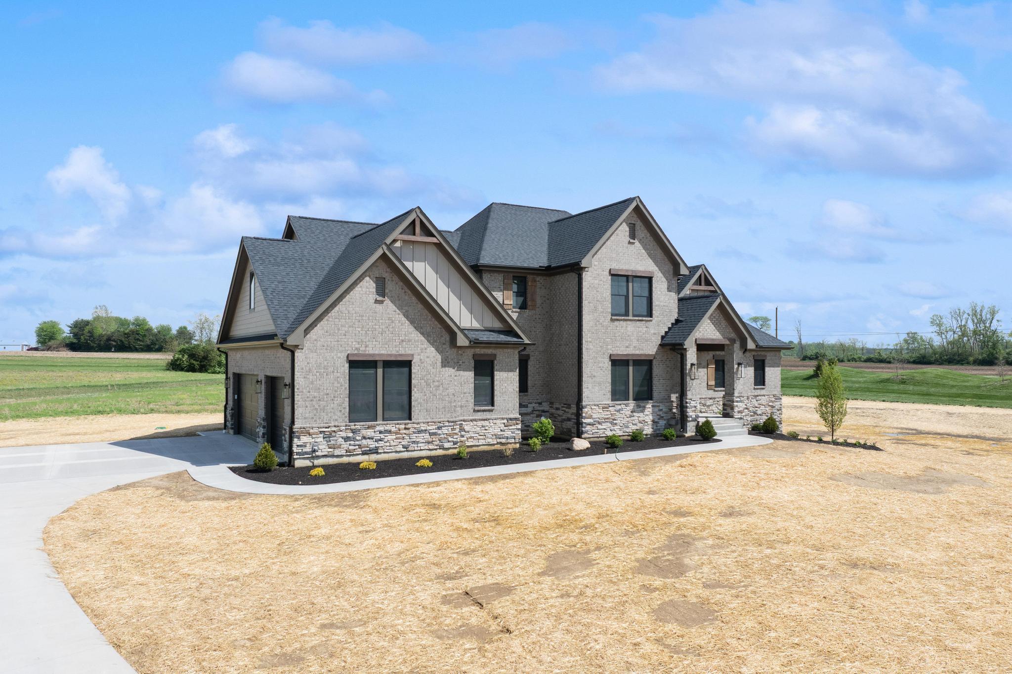 52 Maple Point Court, Wilmington, Ohio image 4