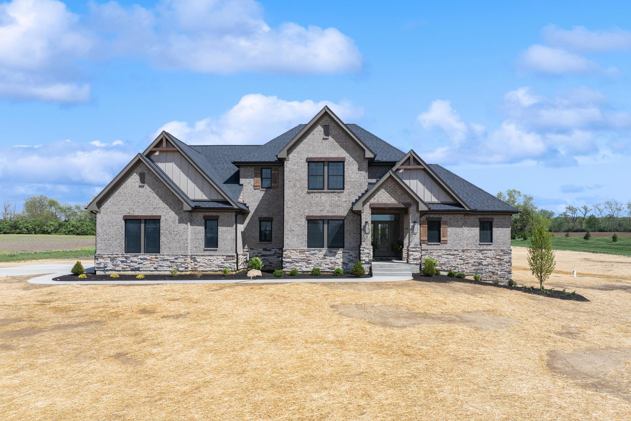 52 Maple Point Court, Wilmington, Ohio image 1