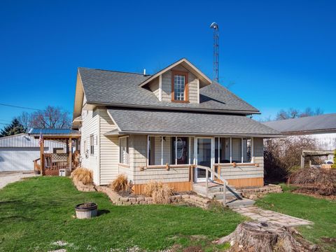 Homes For Sale - 210 S Elm Street<br/> Hardin County, Mount Victory, OH 43340