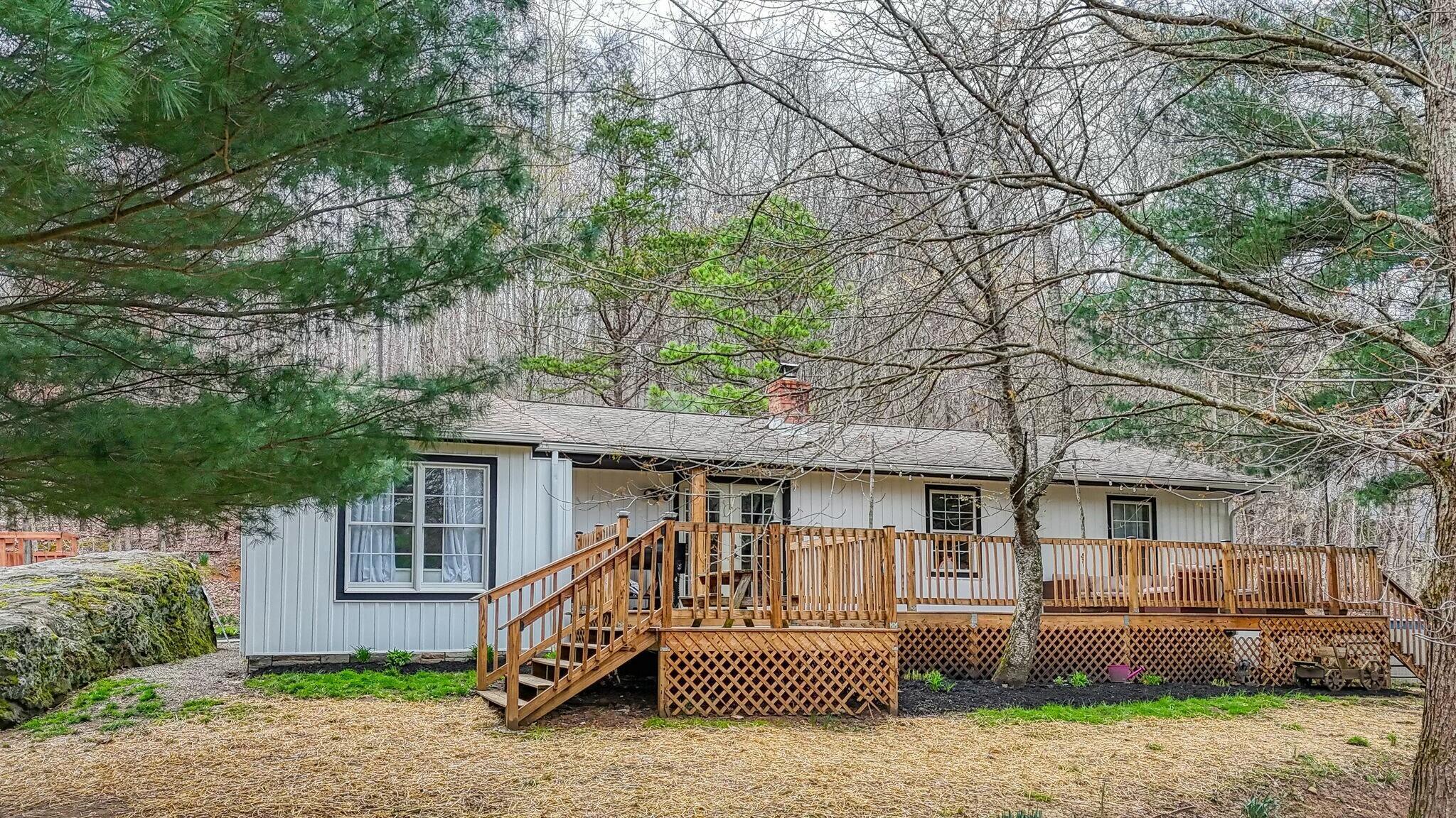 40 Blue Valley Road, Lancaster, Ohio image 1