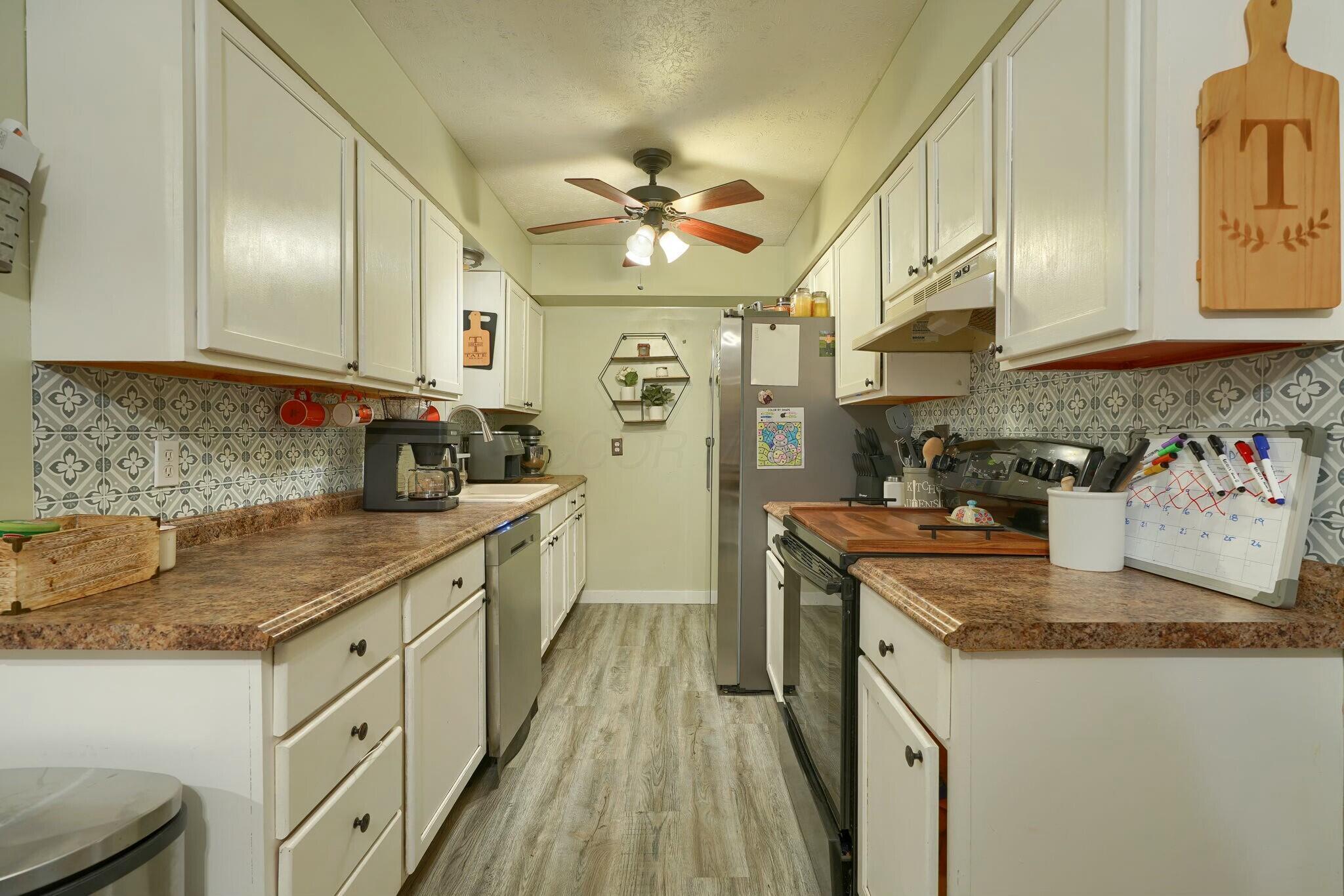 40 Blue Valley Road, Lancaster, Ohio image 18