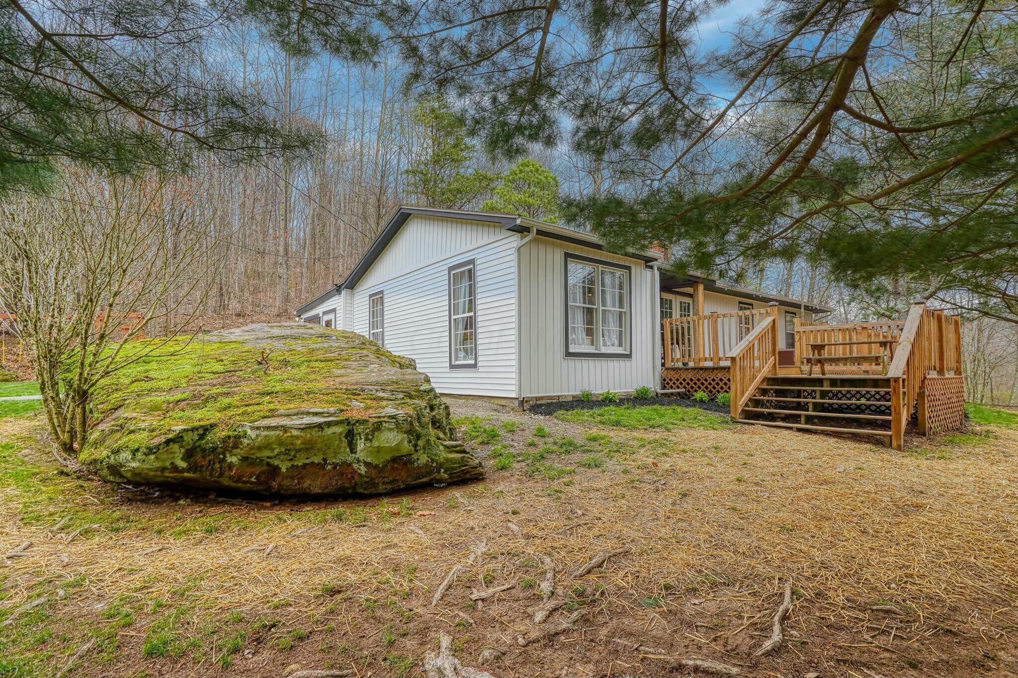 40 Blue Valley Road, Lancaster, Ohio image 4