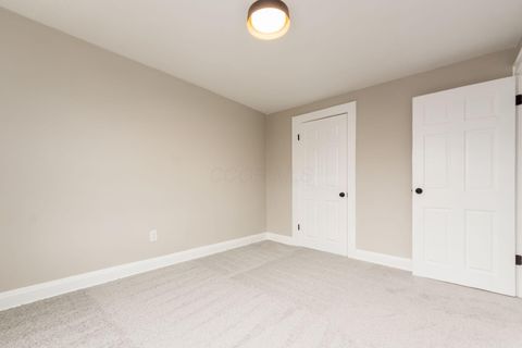 Tiny photo for 1554 E Maynard Avenue, Columbus, OH 43211 (MLS # 225045385)