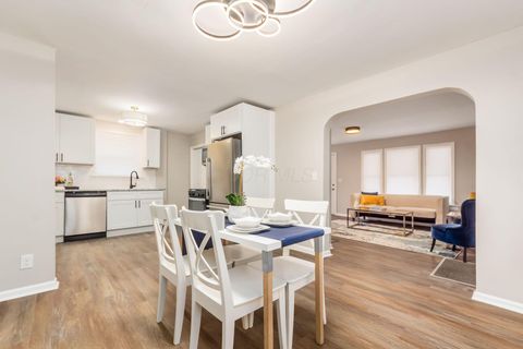 Tiny photo for 1554 E Maynard Avenue, Columbus, OH 43211 (MLS # 225045385)