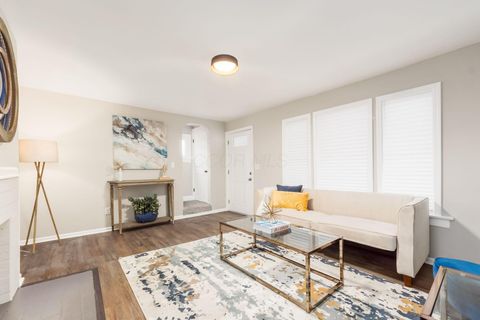 Tiny photo for 1554 E Maynard Avenue, Columbus, OH 43211 (MLS # 225045385)