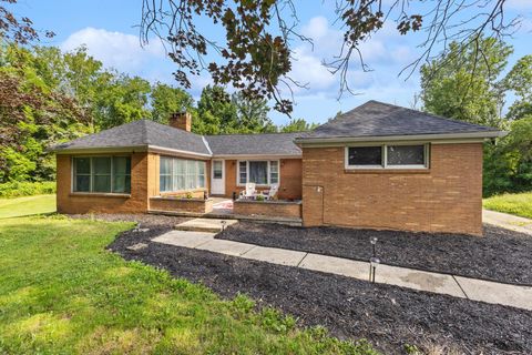 Homes For Sale - 553 Oak Street<br/> Richland County, Mansfield, OH 44907