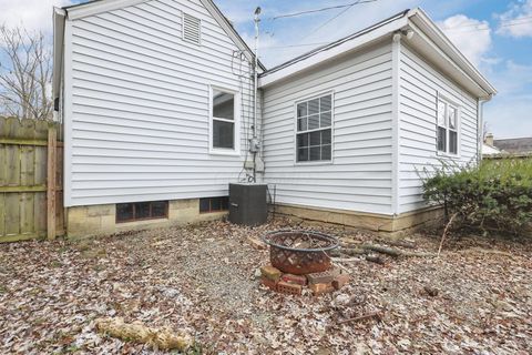 Tiny photo for 142 Rosslyn Avenue, Columbus, OH 43214 (MLS # 225045537)