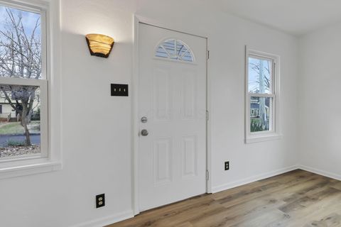 Tiny photo for 142 Rosslyn Avenue, Columbus, OH 43214 (MLS # 225045537)