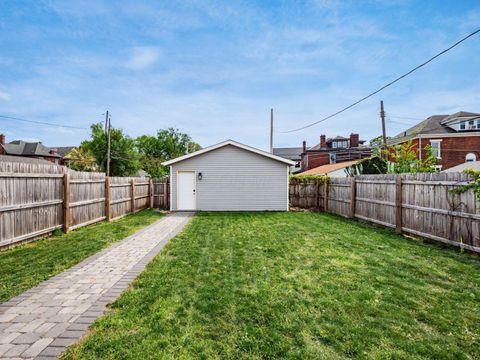 Tiny photo for 1191 E Long Street, Columbus, OH 43203 (MLS # 226013894)