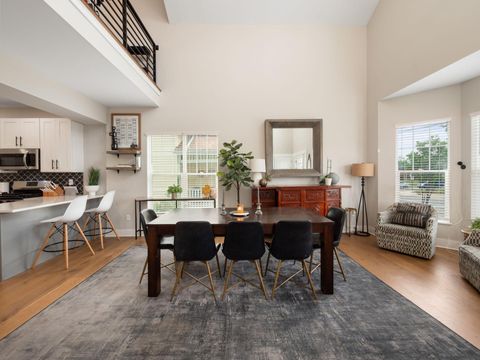 Tiny photo for 1191 E Long Street, Columbus, OH 43203 (MLS # 226013894)