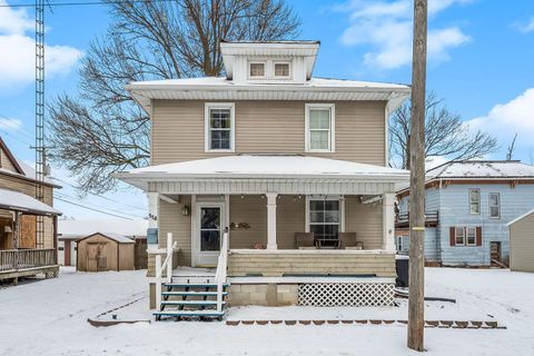 Photo of 118 E Liberty Street, Bucyrus, OH 44820 (MLS # 226000256)