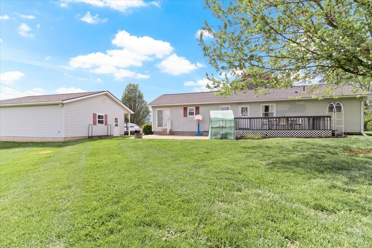 5393 Jacksontown Road, Heath, Ohio image 25