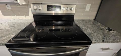 Tiny photo for 541 Woodingham Place 2C #2C, Columbus, OH 43213 (MLS # 225041049)