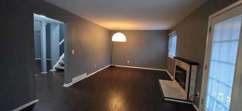 Tiny photo for 541 Woodingham Place 2C #2C, Columbus, OH 43213 (MLS # 225041049)