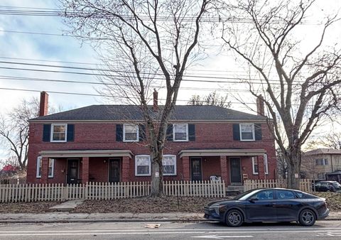 Homes For Sale - 109 E Arcadia Avenue<br/> Franklin County, Columbus, OH 43202