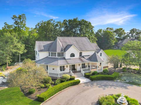 Photo for 27 Greenloch Court