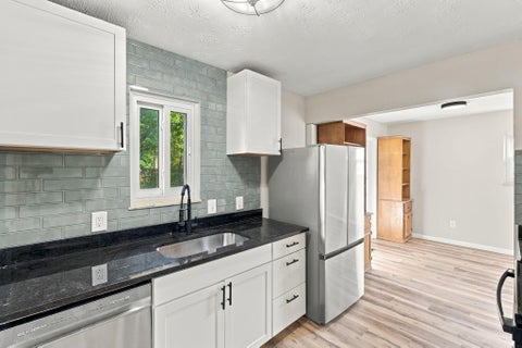 Tiny photo for 4242 Ethel Road, Obetz, OH 43207 (MLS # 226039853)