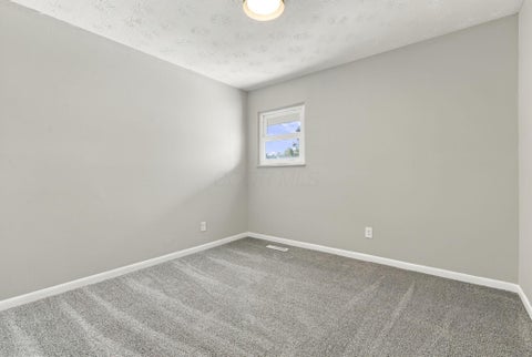Tiny photo for 4242 Ethel Road, Obetz, OH 43207 (MLS # 226039853)