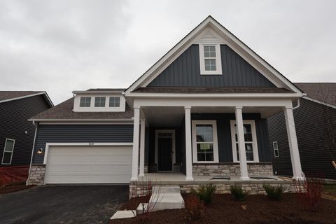 Photo of 3041 Mckinney Road, Grove City, OH 43123 (MLS # 225036916)