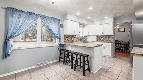 Tiny photo for 79 Lakeview Drive, Thornville, OH 43076 (MLS # 226005869)