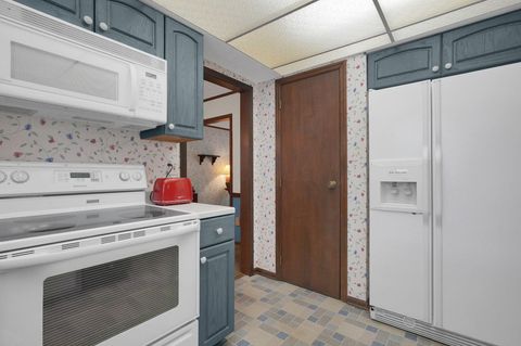 Tiny photo for 7010 Rockwoods Place, Worthington, OH 43085 (MLS # 226003141)