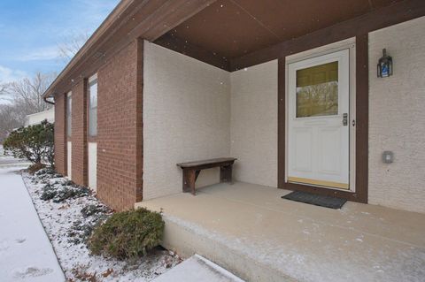 Tiny photo for 7010 Rockwoods Place, Worthington, OH 43085 (MLS # 226003141)