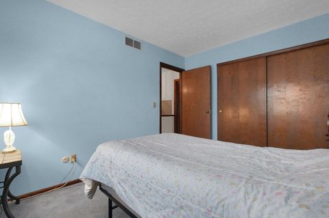 Tiny photo for 7010 Rockwoods Place, Worthington, OH 43085 (MLS # 226003141)