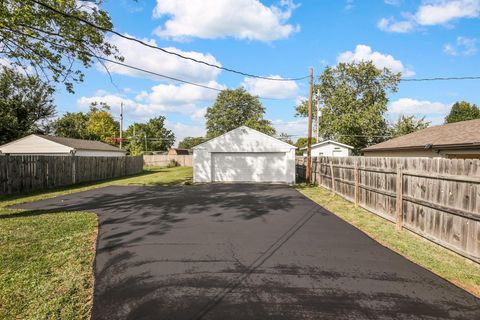 Tiny photo for 3429 Devin Road, Grove City, OH 43123 (MLS # 225036998)