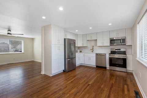 Tiny photo for 3429 Devin Road, Grove City, OH 43123 (MLS # 225036998)