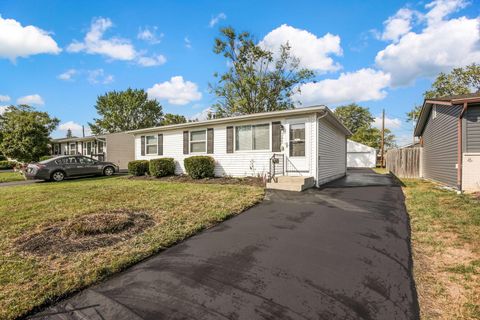 Tiny photo for 3429 Devin Road, Grove City, OH 43123 (MLS # 225036998)