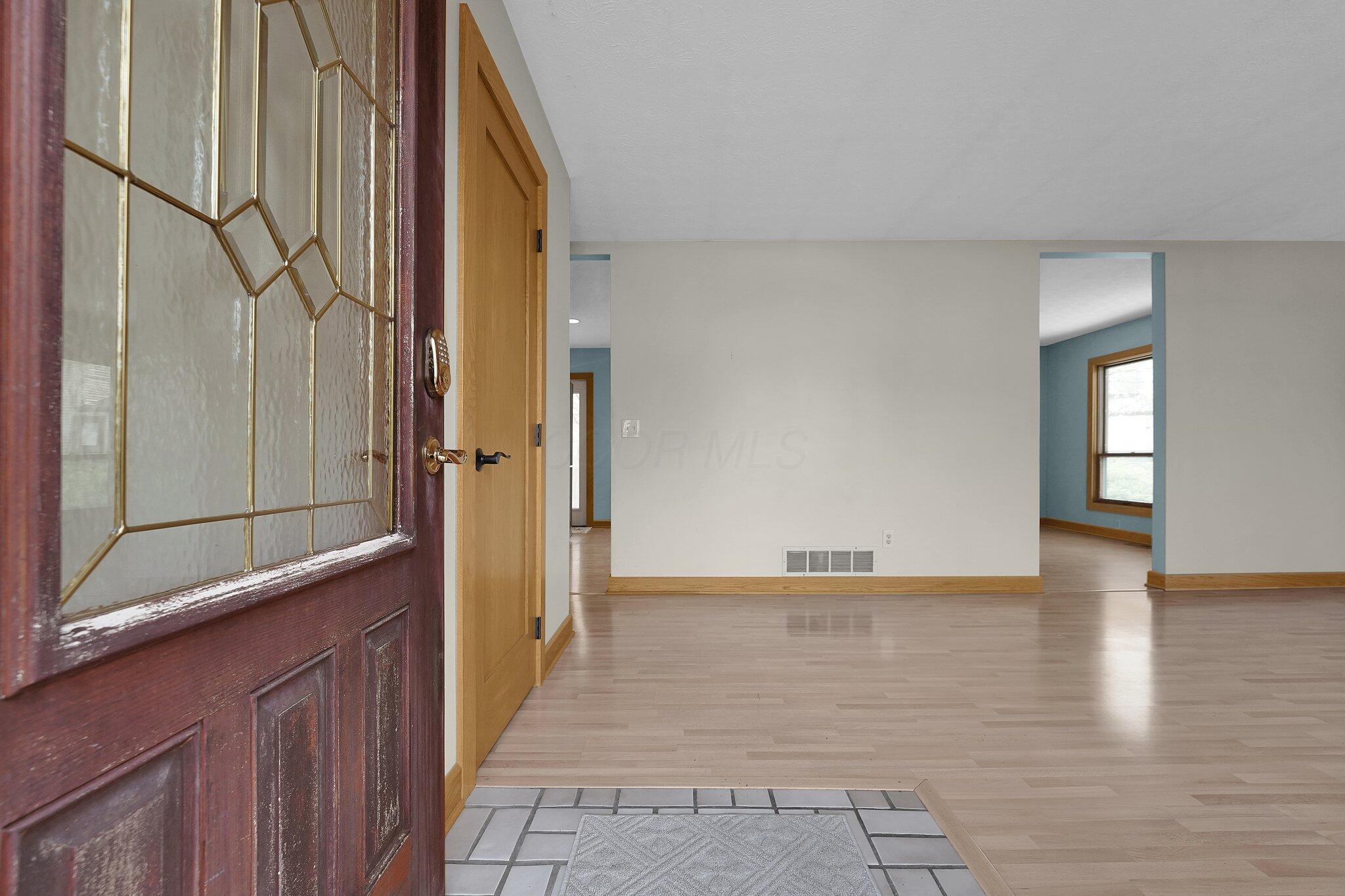 441 Gentlewind Drive, Westerville, Ohio image 4