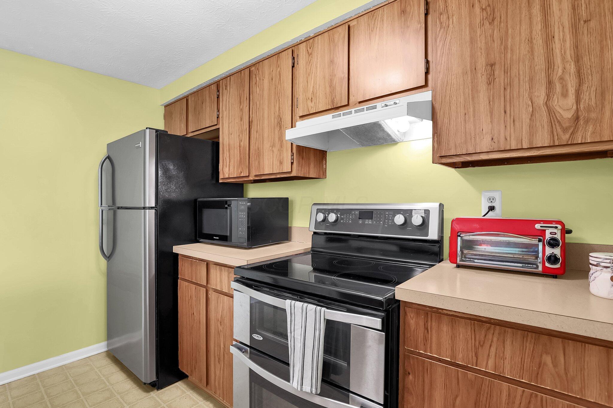 1922 Laramie Drive #24, Powell, Ohio image 13