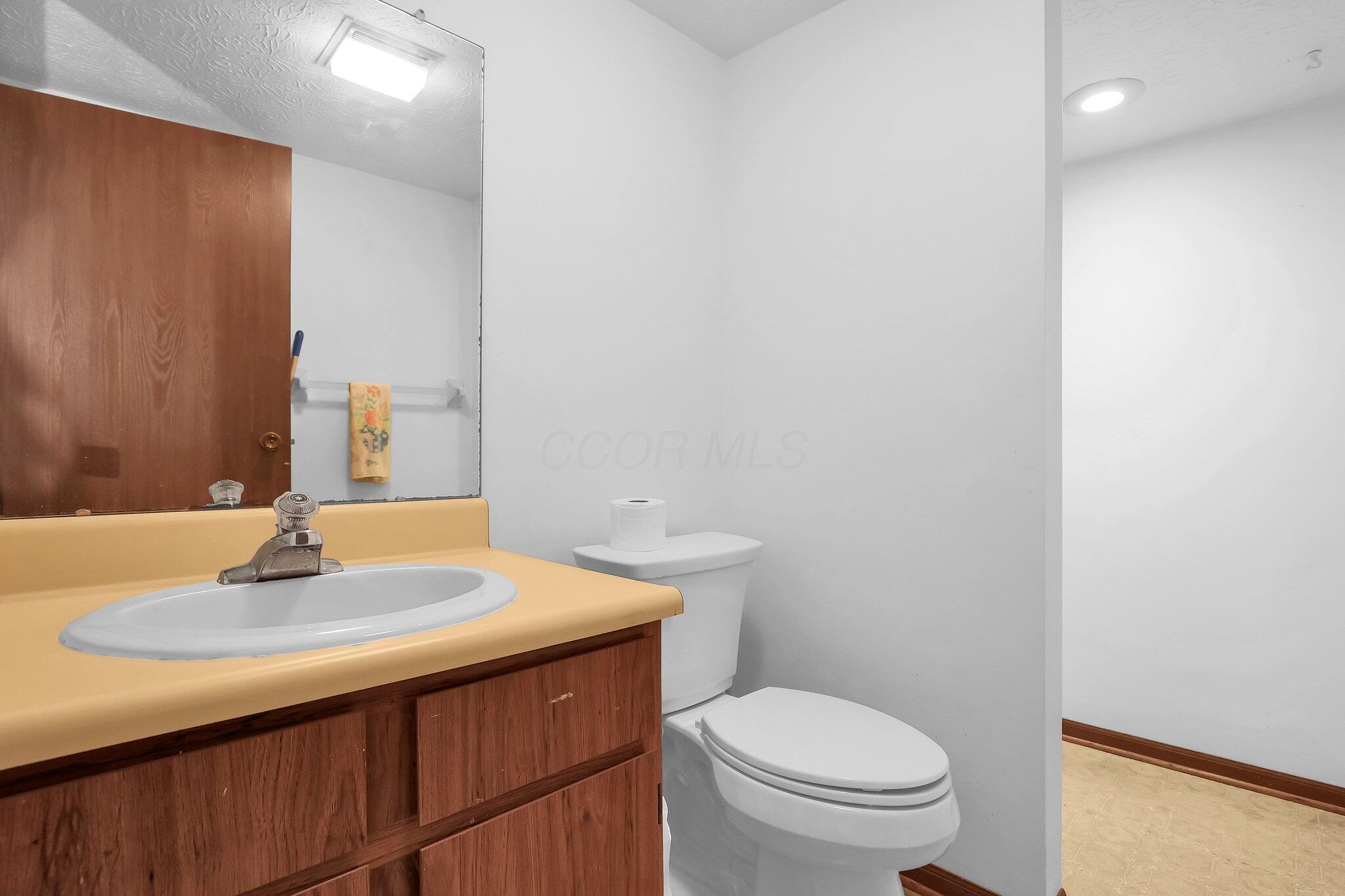 1922 Laramie Drive #24, Powell, Ohio image 20