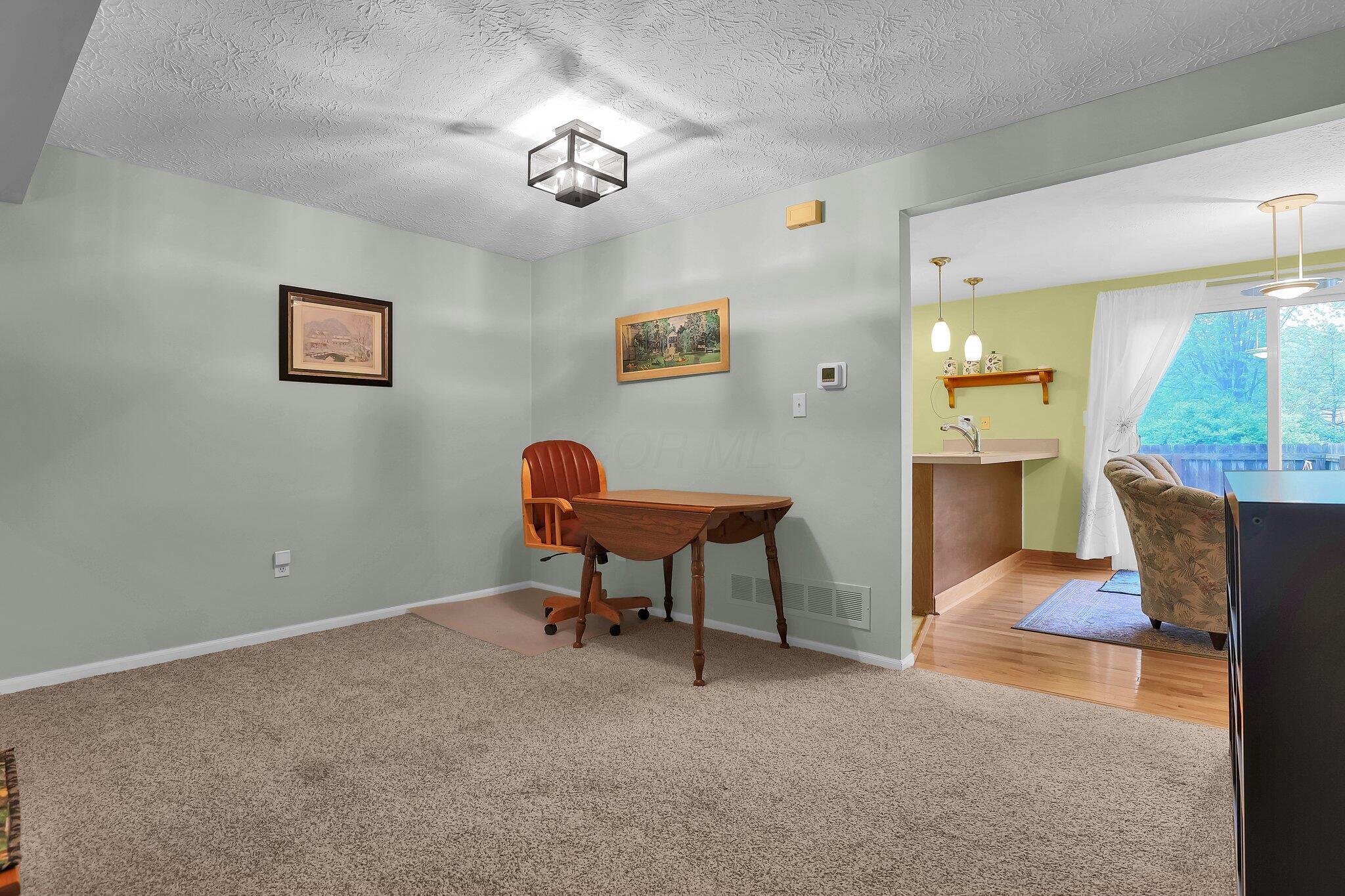 1922 Laramie Drive #24, Powell, Ohio image 8