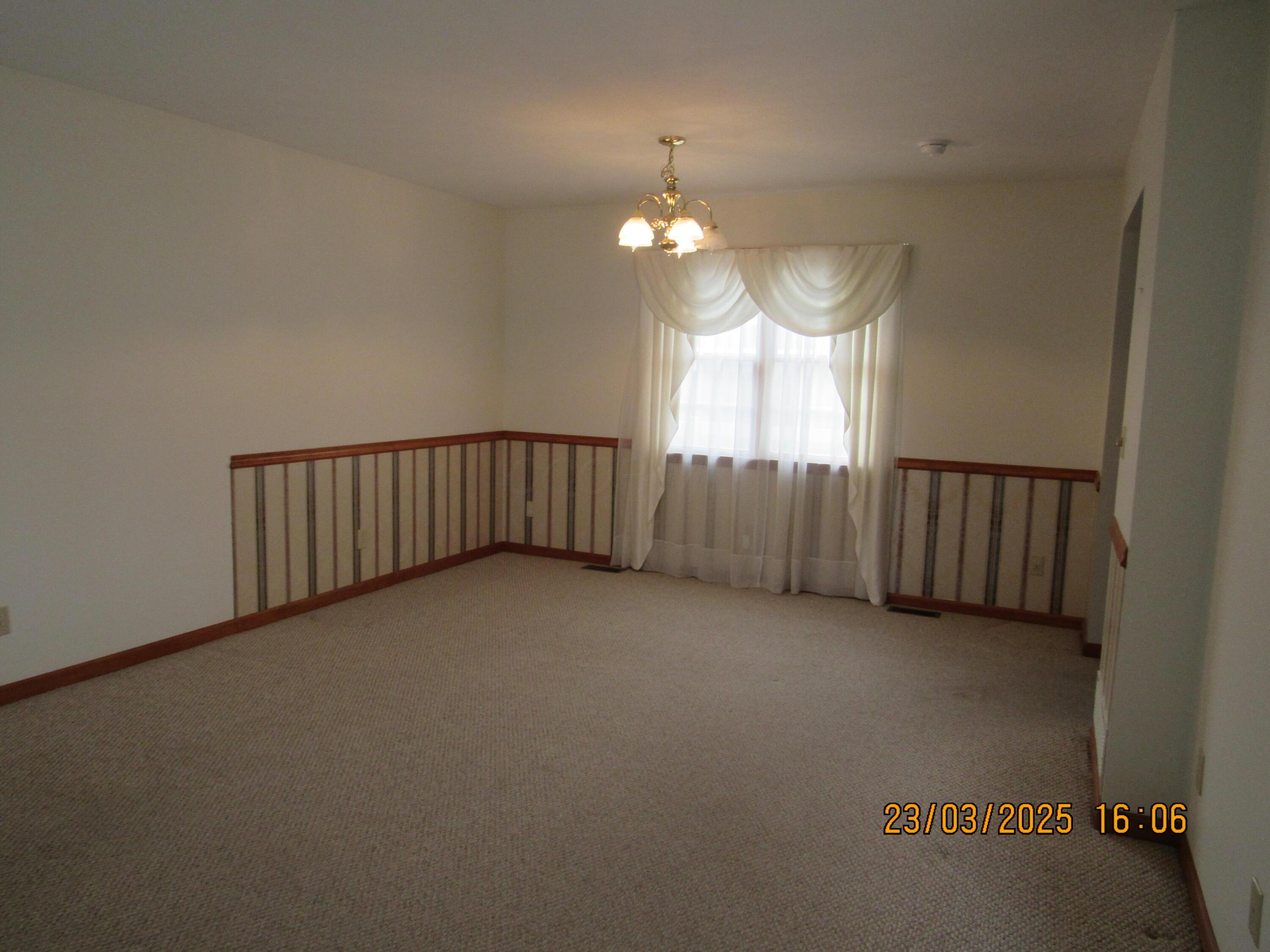 411 Chatham Road, Circleville, Ohio image 7