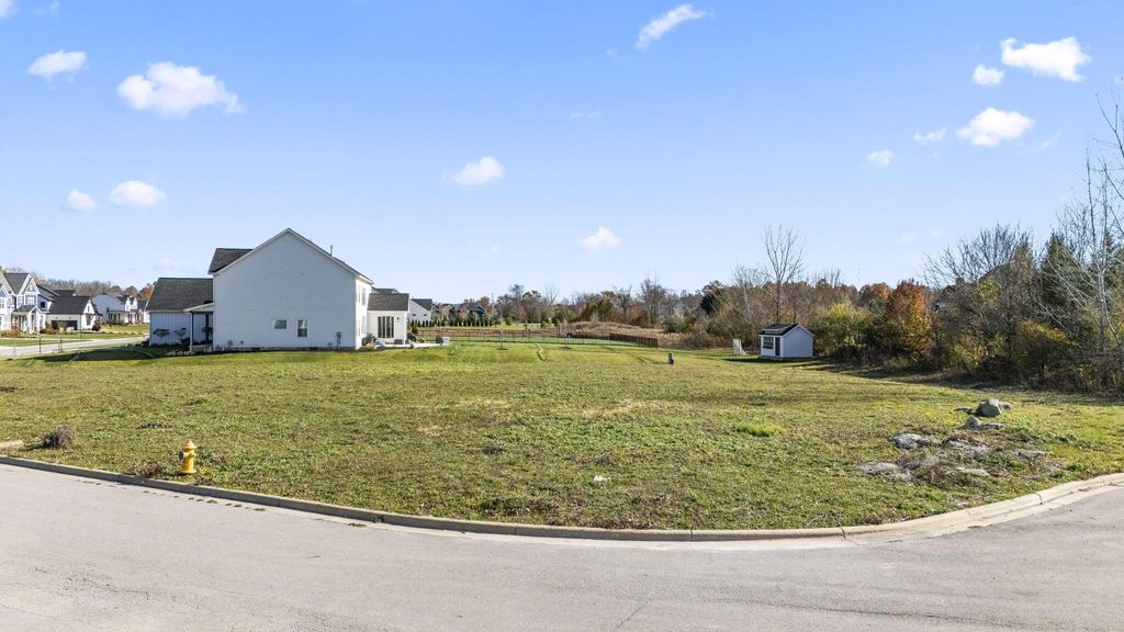 Photo of 5808 Sycamore Trail Drive, Galena, OH 43021 (MLS # 225041657)