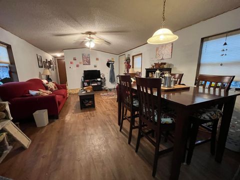 Photo of 156 Cambridge Court, Reynoldsburg, OH 43068 (MLS # 225042221)