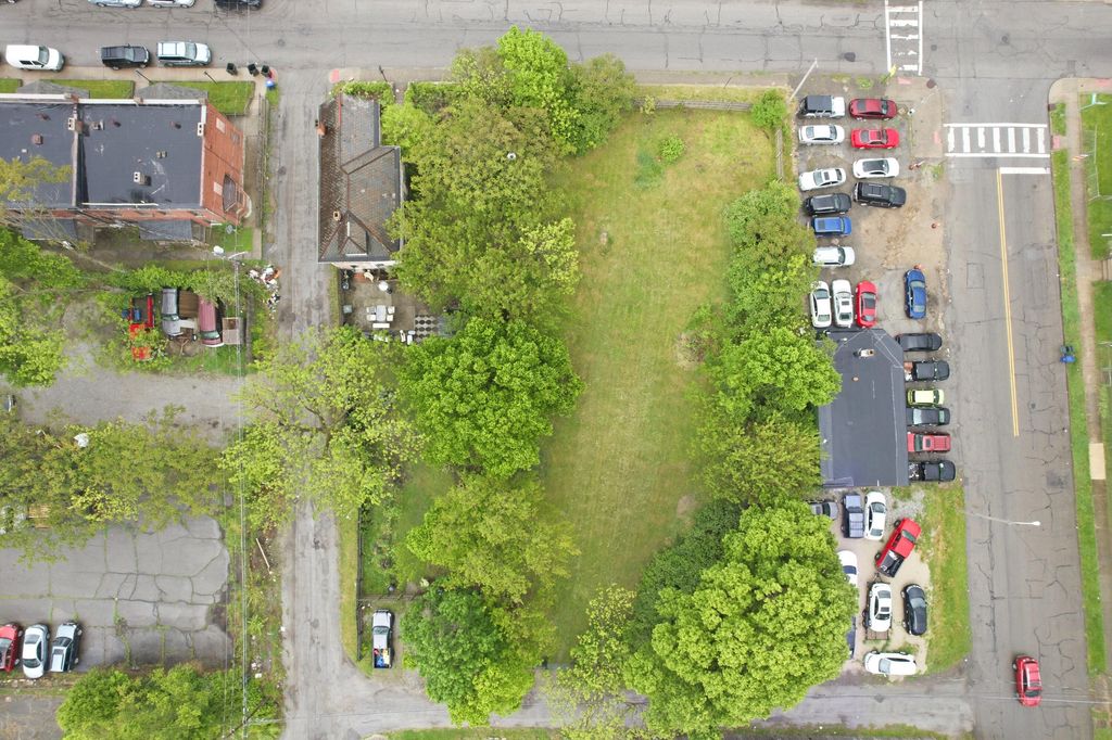 Photo of 469 Miller Avenue 471, 479, 483 Miller Avenue #471, 479, 483 Miller, Columbus, OH 43205 (MLS # 226017310)