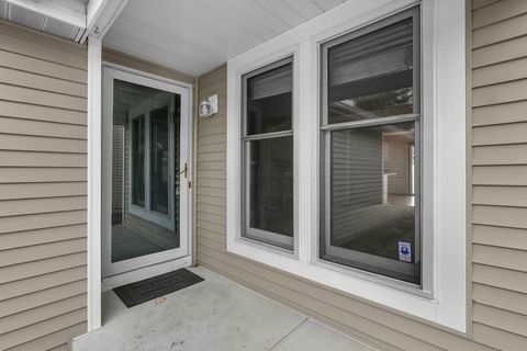 Tiny photo for 5875 Parkbridge Lane, Dublin, OH 43016 (MLS # 226002411)