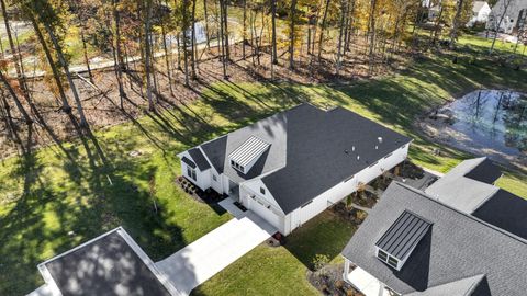 Tiny photo for 3292 Strickland Drive 66 #66, New Albany, OH 43054 (MLS # 225042405)