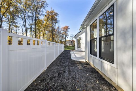 Tiny photo for 3292 Strickland Drive 66 #66, New Albany, OH 43054 (MLS # 225042405)