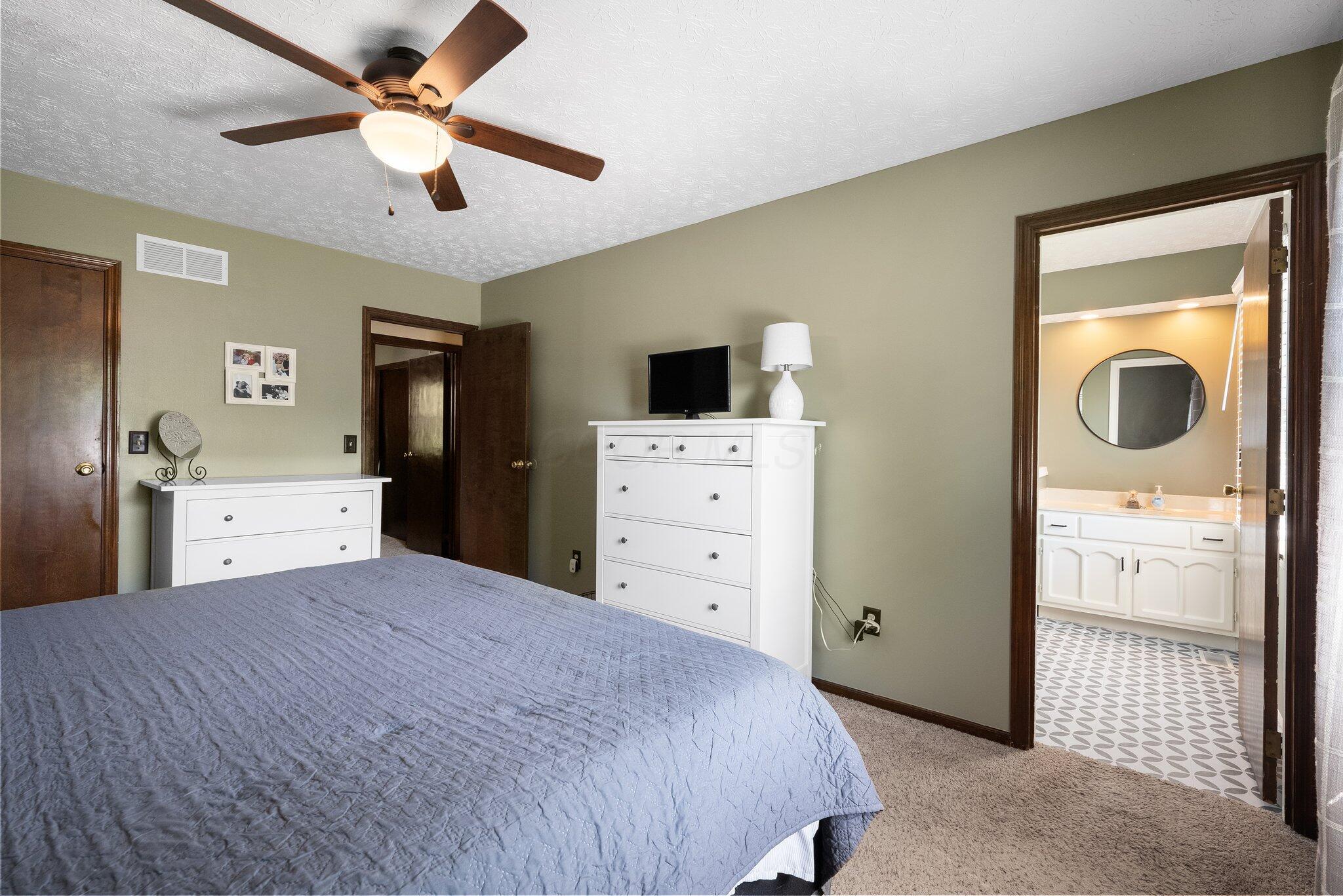 1837 Chimney Hill Court, Reynoldsburg, Ohio image 24