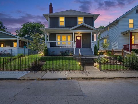 Photo of 131 S Eureka Avenue, Columbus, OH 43204 (MLS # 226020786)