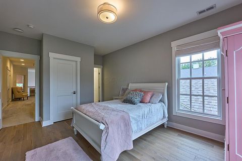 Tiny photo for 3920 Lewis Link, New Albany, OH 43054 (MLS # 225044015)