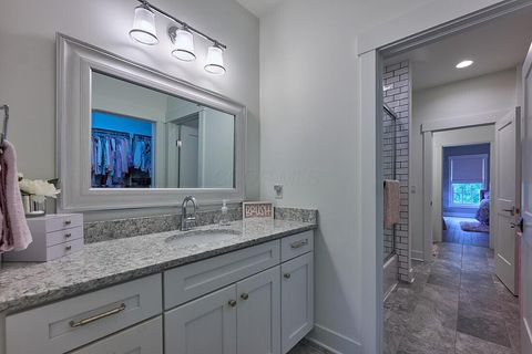 Tiny photo for 3920 Lewis Link, New Albany, OH 43054 (MLS # 225044015)